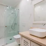 Διαμέρισμα 2br At Chiado Historical Heart