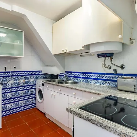 Apartmán 2br At Chiado Historical Heart