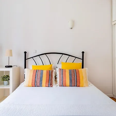 Lejlighed 2br At Chiado Historical Heart Lisboa