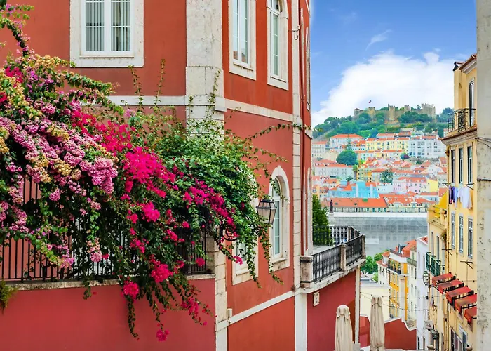 Appartement 2br At Chiado Historical Heart